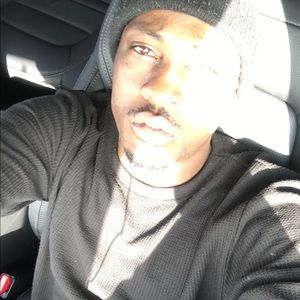 Meet your Posher, Larry